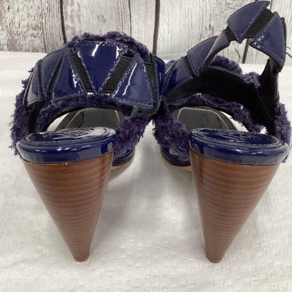 Tory Burch super fun bluish flower heels, women's size 7.5, WARDROBE MUST HAVE - Picture 3 of 6